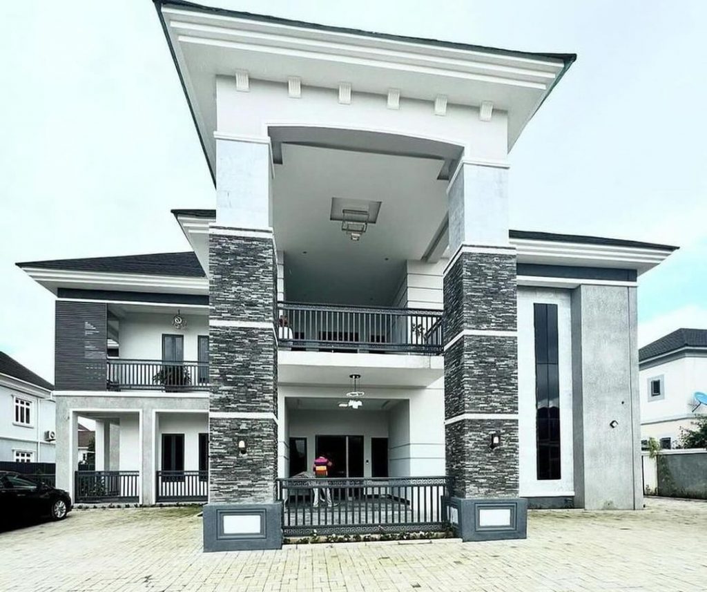 Brand New 5 Bedroom Mansion 