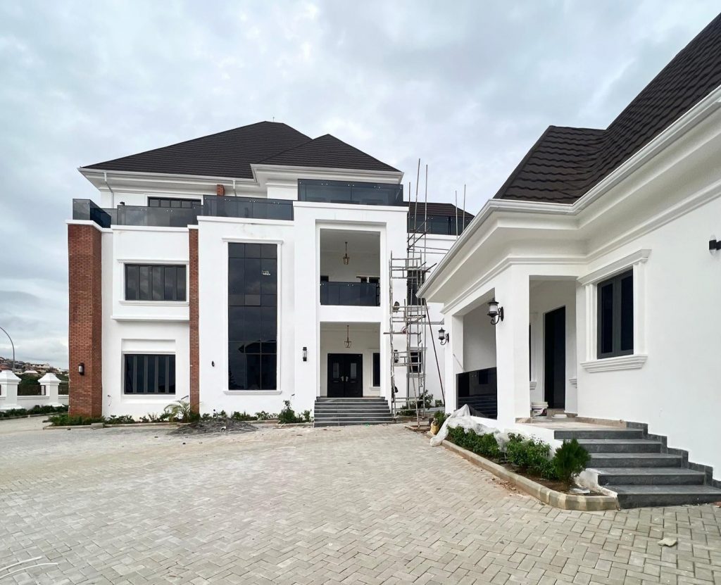 Tastefully Built 7 Bedroom Fully Detached Mansion for sale in Guzape Abuja Nigeria 