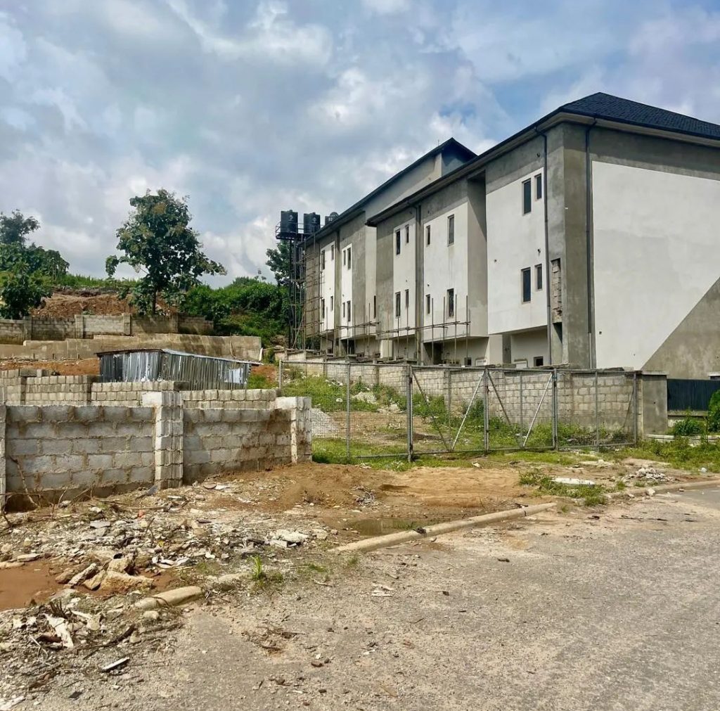 900sqm of Residential Land in Guzape Main